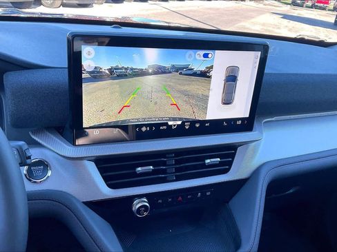 New 2026 Ford Explorer Active w/ Active Comfort Package image 17