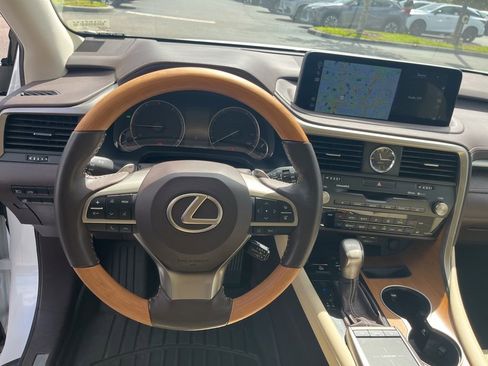 Used 2020 Lexus RX 350 FWD w/ Premium Package image 21