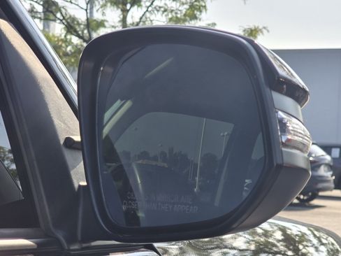 Certified 2019 Toyota 4Runner Limited AWD/4WD image 17