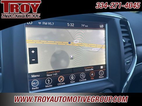 Used 2018 Jeep Grand Cherokee Limited w/ Luxury Group II image 21