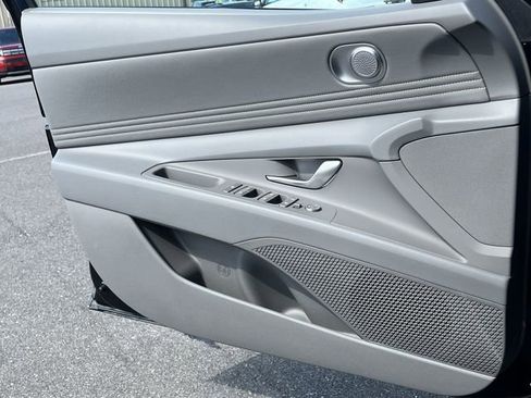 New 2026 Hyundai Elantra Sport FWD image 22