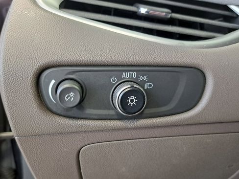 Used 2022 Chevrolet Malibu LT image 13