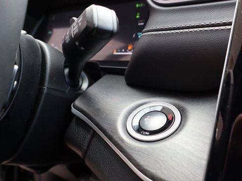 New 2025 Jeep Grand Cherokee Limited 4xe image 14