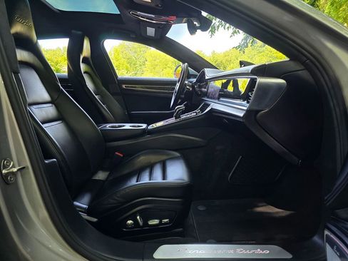 Used 2018 Porsche Panamera Turbo w/ Premium Package Plus AWD/4WD image 21