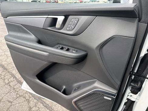 New 2026 Buick Enclave Sport Touring w/ Super Cruise Package FWD image 13