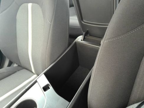 Used 2025 Hyundai Sonata SEL FWD image 46