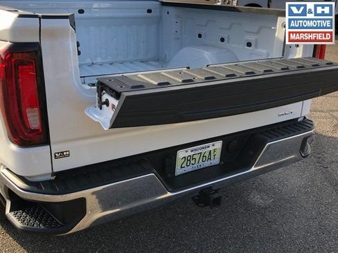 Used 2024 GMC Sierra 1500 SLT AWD/4WD image 31