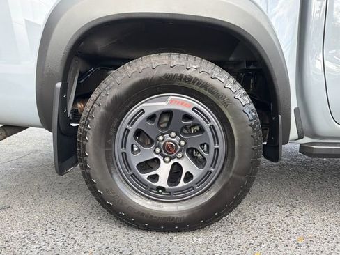 Used 2025 Nissan Frontier PRO-4X w/ Pro Premium Package image 33