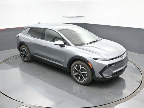 New 2026 Chevrolet Equinox EV LT image 23