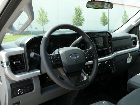 New 2025 Ford F350 XLT w/ FX4 Off-Road Package image 27