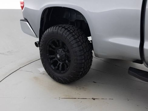 Used 2015 Toyota Tundra SR5 w/ SR5 Upgrade Package RWD image 21