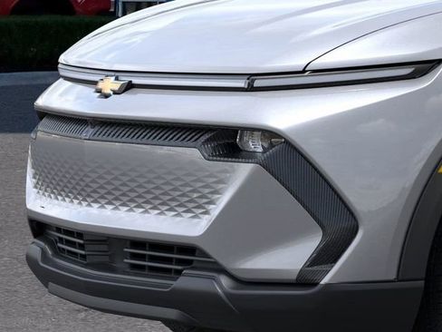 New 2026 Chevrolet Equinox EV LT image 13