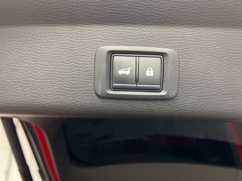 Used 2024 Mitsubishi Outlander SEL image 7