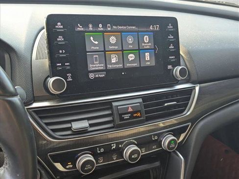 Used 2018 Honda Accord Sport image 6