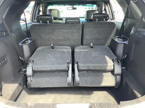 Used 2015 Ford Explorer Limited w/ Equipment Group 301A AWD/4WD image 15