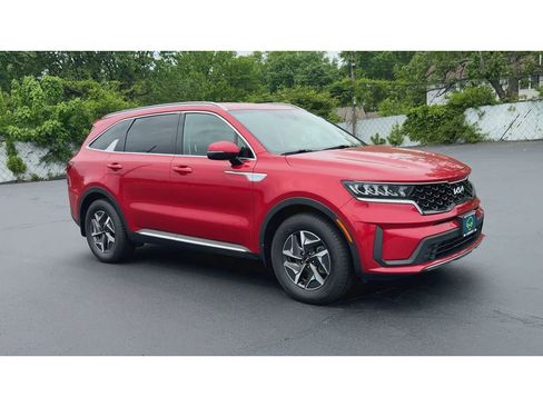 Used 2022 Kia Sorento S FWD image 2
