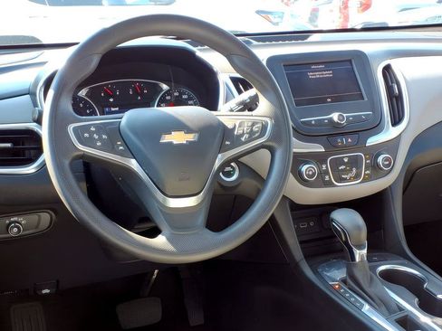 Used 2022 Chevrolet Equinox LT FWD image 12
