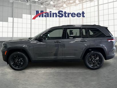New 2026 Jeep Grand Cherokee Altitude