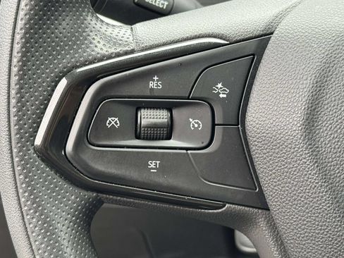 Used 2024 Chevrolet Trax LS w/ LS Convenience Package FWD image 23