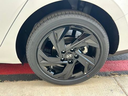 New 2026 Hyundai Elantra Sport FWD image 10