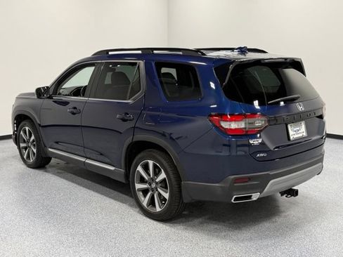 Used 2024 Honda Pilot Elite image 6