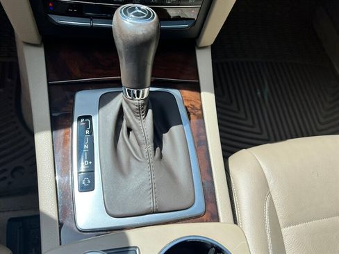 Used 2011 Mercedes-Benz E 350 Coupe image 32