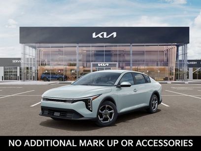 New 2026 Kia K4 LXS