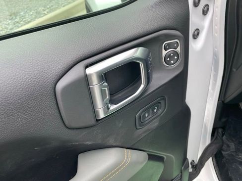 New 2026 Jeep Gladiator Mojave AWD/4WD image 12