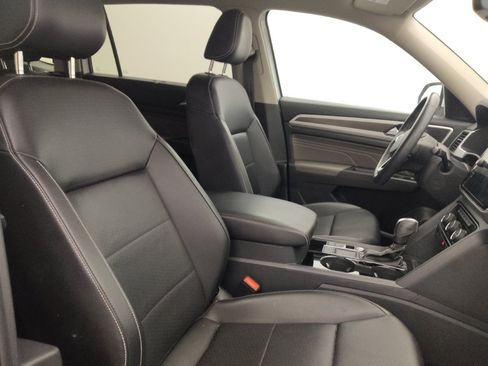 Used 2023 Volkswagen Atlas SE FWD image 21