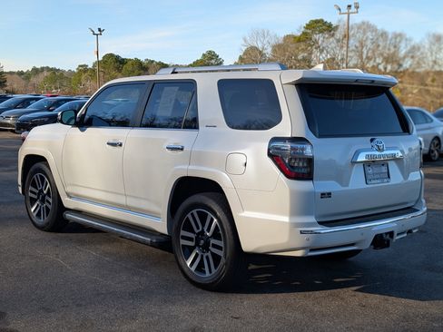 Used 2018 Toyota 4Runner Limited image 7