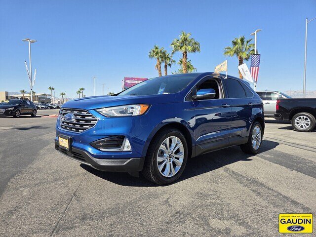 Certified 2022 Ford Edge Titanium AWD/4WD image 3