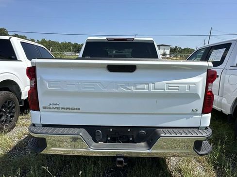 Used 2022 Chevrolet Silverado 1500 LT AWD/4WD image 12