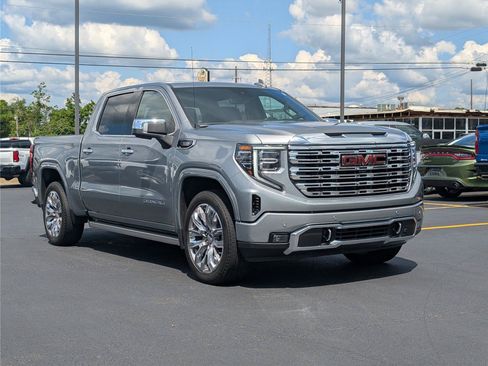 Used 2024 GMC Sierra 1500 Denali w/ Denali Reserve Package AWD/4WD image 11