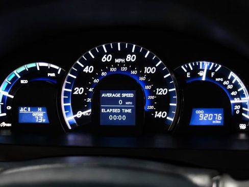 Used 2012 Toyota Camry LE FWD image 21