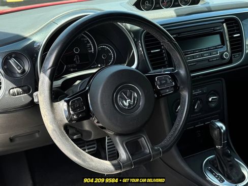Used 2014 Volkswagen Beetle R-Line FWD image 10