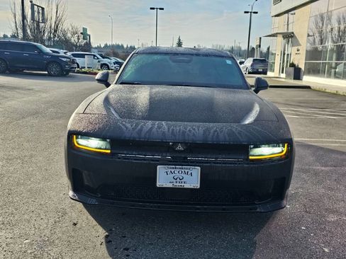 Used 2025 Dodge Charger R/T w/ Quick Order Package 25M R/T image 2