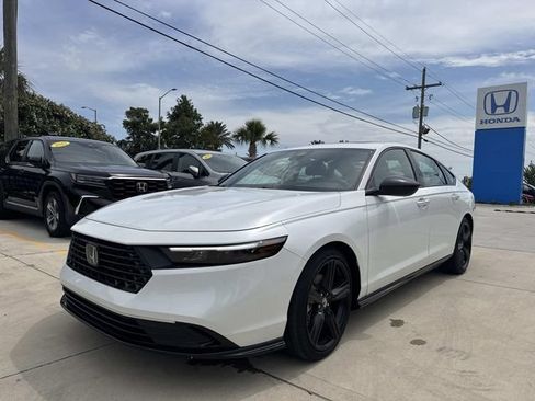 Certified 2023 Honda Accord EX-L image 3