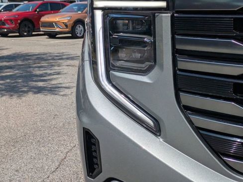 New 2026 GMC Sierra 1500 AT4 w/ Technology Package AWD/4WD image 11