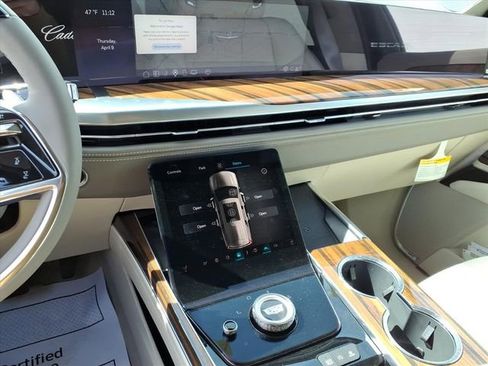 New 2026 Cadillac Escalade ESV Platinum Sport image 10