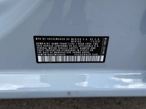 Used 2026 Volkswagen Jetta SE FWD image 28