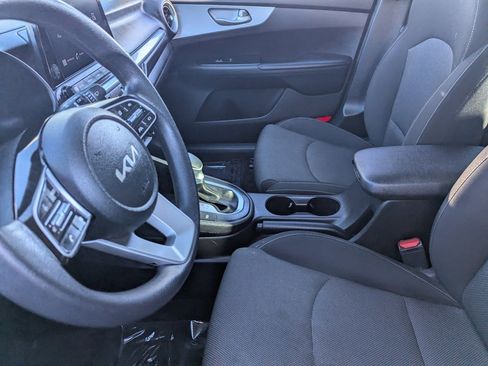 Used 2022 Kia Forte LXS image 19