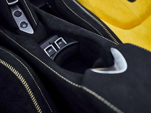 Used 2026 McLaren 750S Spider image 65