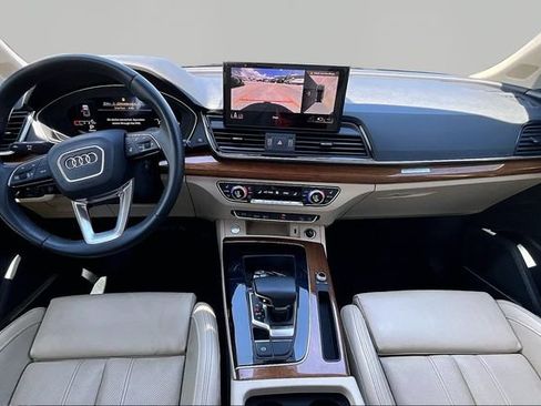 Used 2023 Audi Q5 Premium w/ Premium Plus Package AWD/4WD image 15