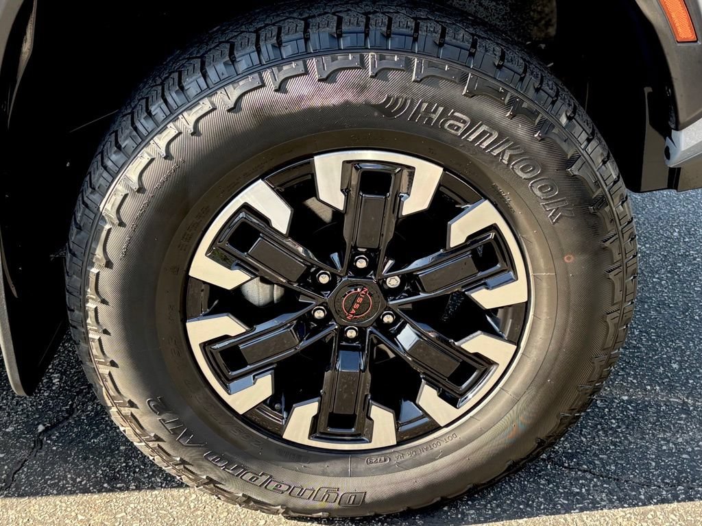 Certified 2023 Nissan Frontier PRO-4X w/ Pro Convenience Package AWD/4WD image 33