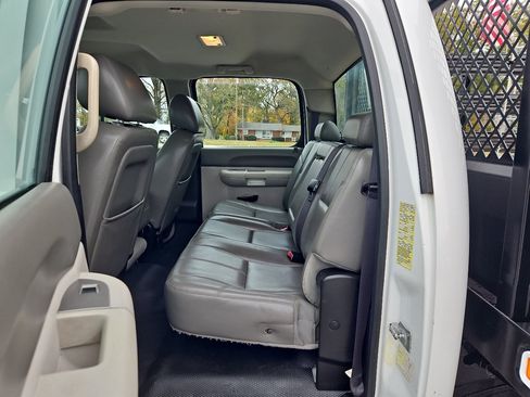 Used 2014 Chevrolet Silverado 3500 W/T w/ Skid Plate Package image 17