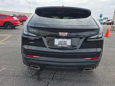 Used 2023 Cadillac XT4 Sport image 4