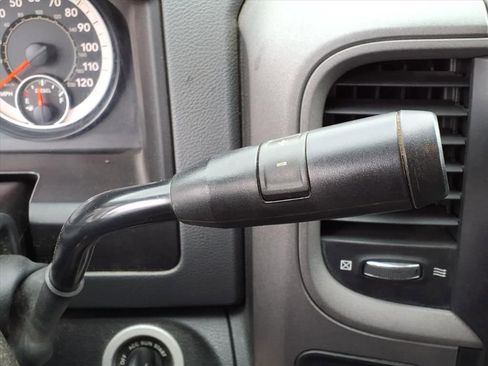 Used 2017 RAM 3500 Tradesman w/ Chrome Appearance Group image 27