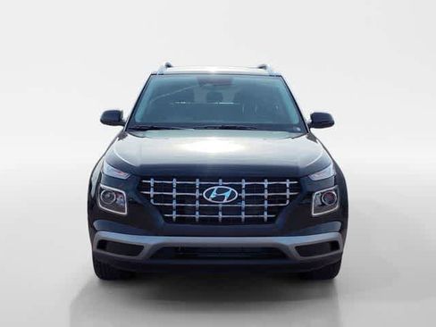 New 2026 Hyundai Venue SEL image 9