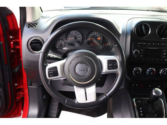 Used 2017 Jeep Compass Sport FWD image 9