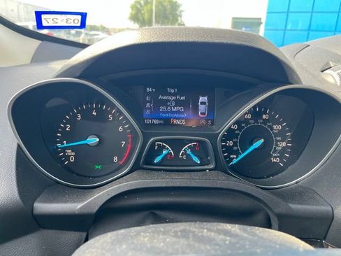Used 2017 Ford Escape Titanium FWD image 12